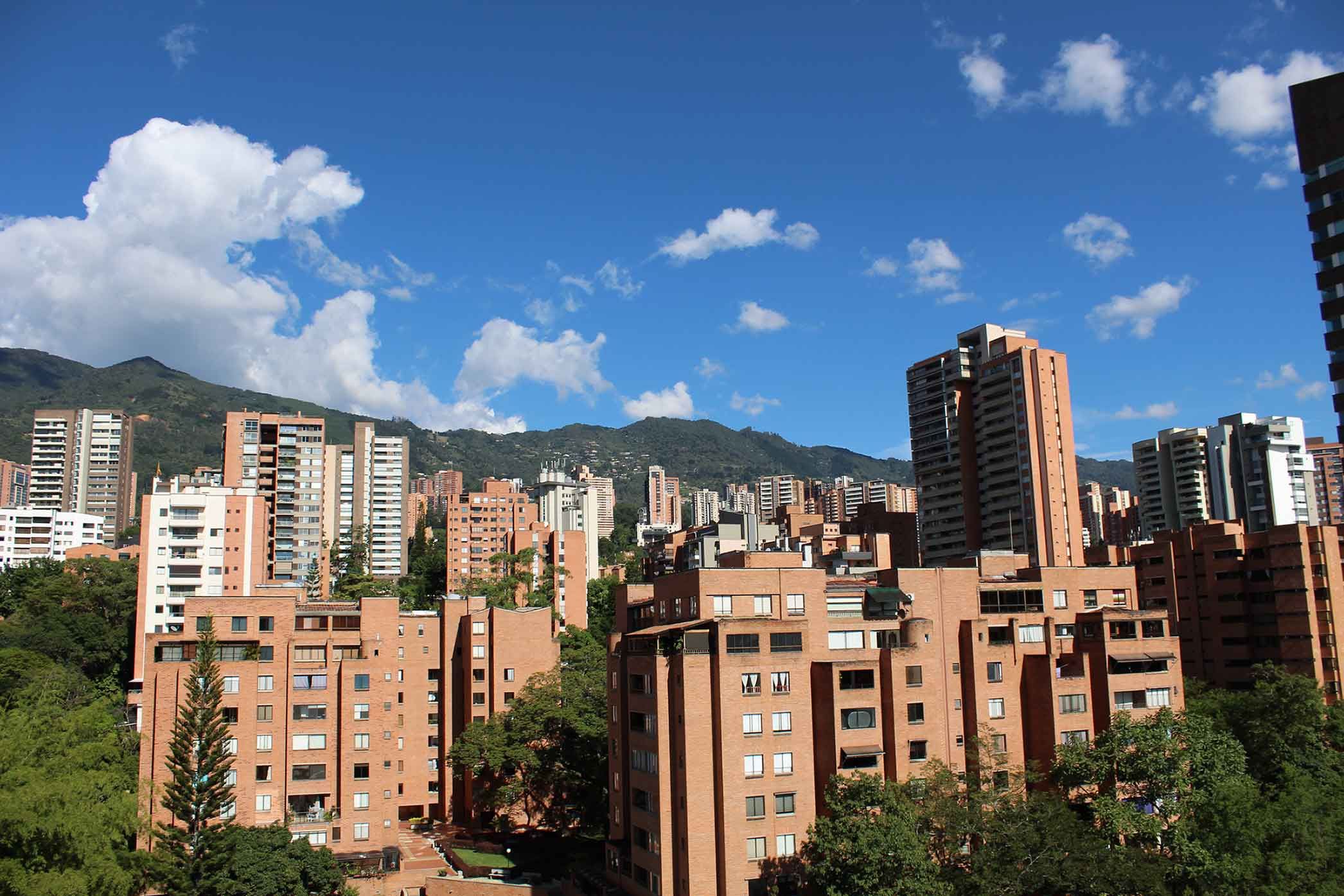 ESTO ES LO QUE DEBES SABER ANTES DE BUSCAR UN APARTAMENTO EN ARRIENDO EN EL POBLADO
